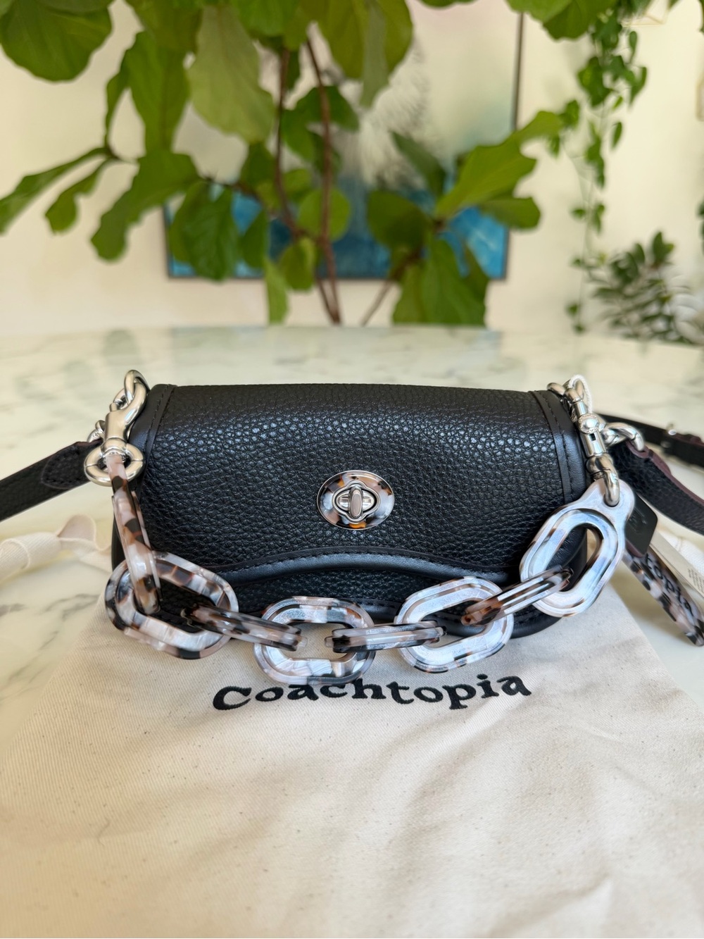 NWOT Coach Mini Wavy Dinky Bag With Crossbody Strap In Coachtopia Leather Black